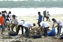 Don't Stop, Says Aditya Thackeray To Man Ending Mumbai Beach Clean-Up Don't Stop, Says Aditya Thackeray To Man Ending Mumbai Beach Clean-Up