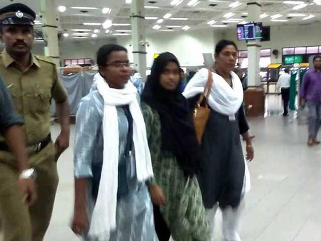 "Want To Live With My Husband": Hadiya Before Taking Delhi Flight