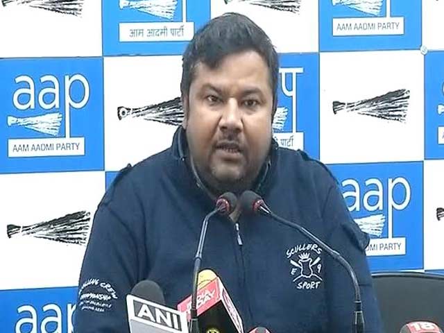 आम आदमी पार्टी को आयकर विभाग का कारण बताओ नोटिस