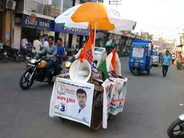 अमरेली में राहुल का पीएम पर वार, कहा - किसानों से किया वादा भूले PM