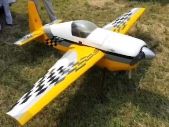 Proposed Rules Clip Wings of Model Airplanes, Club Them With Drones