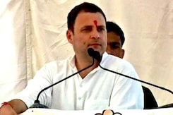 गुजरात विधानसभा चुनाव: भाजपा को कांग्रेस से मिल रही है जबरदस्त टक्कर गुजरात विधानसभा चुनाव: भाजपा को कांग्रेस से मिल रही है जबरदस्त टक्कर