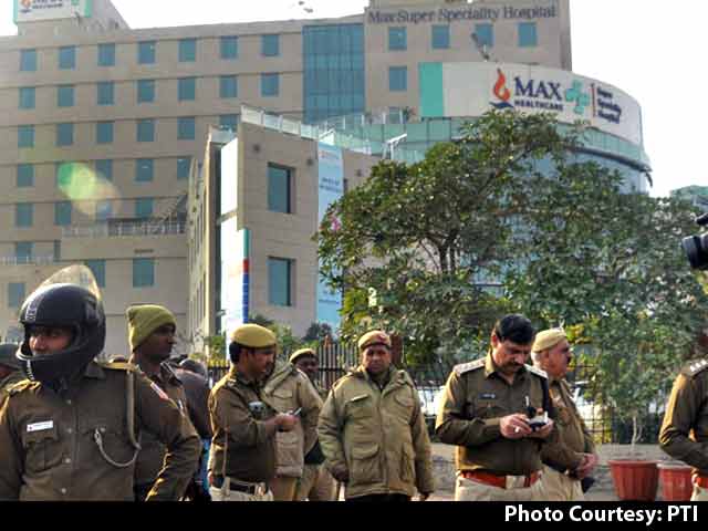 Delhi Hospital That Declared Newborn Dead Fires 2 Doctors Amid Outrage