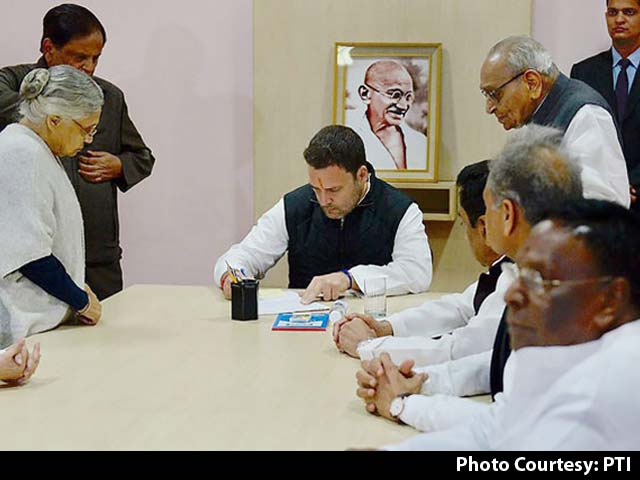 Video : Rahul Gandhi A Darling Of Congress Men And Women, Says Manmohan Singh