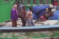 गुजरात चुनाव में तूफान 'ओखी' की एंट्री गुजरात चुनाव में तूफान 'ओखी' की एंट्री