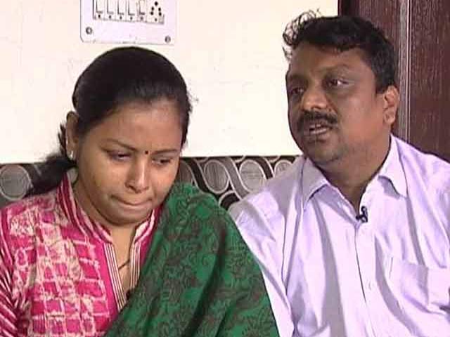 प्राइम टाइम : दर-दर भटक रहे हैं इस सिस्टम के शिकार