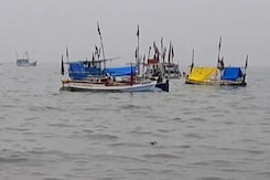 Cyclone Ockhi May Not Hit Gujarat Coast, PM Rally Changed Cyclone Ockhi May Not Hit Gujarat Coast, PM Rally Changed