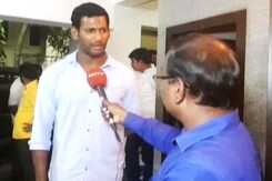 RK Nagar Nomination Rejected, Actor Vishal Says "Mockery Of Democracy" RK Nagar Nomination Rejected, Actor Vishal Says "Mockery Of Democracy"