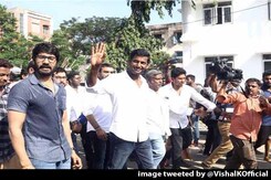 Actor Vishal Fights Back On RK Nagar, Tweets President, PM Actor Vishal Fights Back On RK Nagar, Tweets President, PM