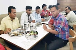 जीएसटी पर अब क्या कहते हैं कपड़ा व्यापारी जीएसटी पर अब क्या कहते हैं कपड़ा व्यापारी