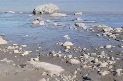 A River In Arunachal Pradesh Has Turned Black And No One Knows Why A River In Arunachal Pradesh Has Turned Black And No One Knows Why