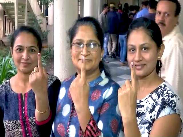 गुजरात चुनाव: पहले चरण की 89 सीटों के लिए  वोटिंग शुरू