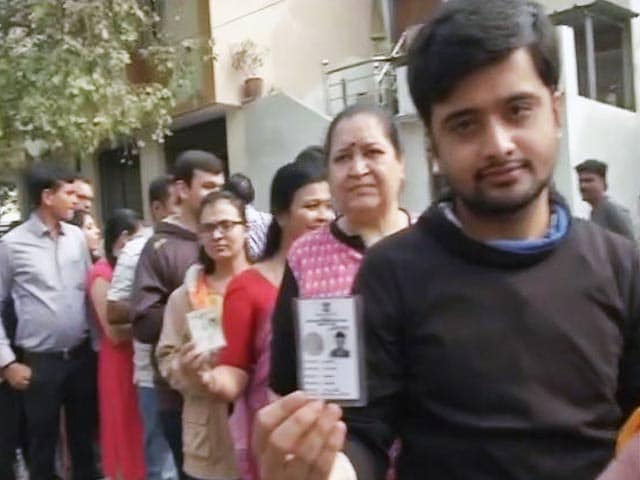 Videos : गुजरात चुनाव : पहले चरण में 89 सीटों के लिए हुई वोटिंग