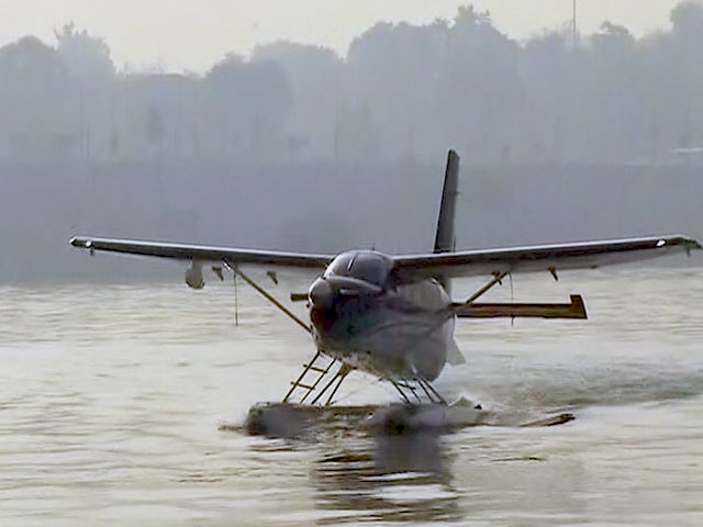 सी-प्लेन की सवारी करेंगे PM मोदी