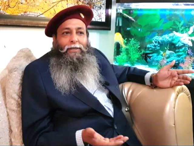 ताकतवर लोगों पर कानून नरम क्यों?