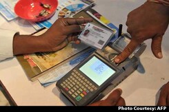 Aadhaar-Linking Of Bank Accounts, Mobiles Phones Extended To March 31 Aadhaar-Linking Of Bank Accounts, Mobiles Phones Extended To March 31