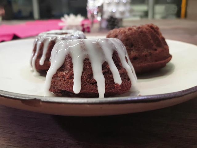 Festive Feast on 'Feeding Frenzy'