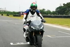 रफ्तार : अपाचे 310, RC 390, निंजा 300 और बनेली 302 का लेखा-जोखा रफ्तार : अपाचे 310, RC 390, निंजा 300 और बनेली 302 का लेखा-जोखा