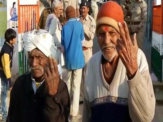 गुजरात: 6 बूथों पर फिर से मतदान