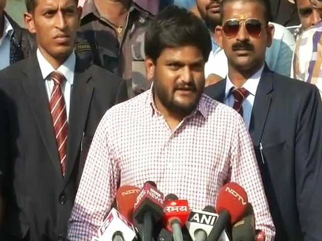 जब ATM हैक हो सकता तो EVM क्‍यों नहीं: हार्दिक पटेल