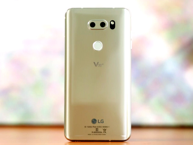 LG V30+ Video