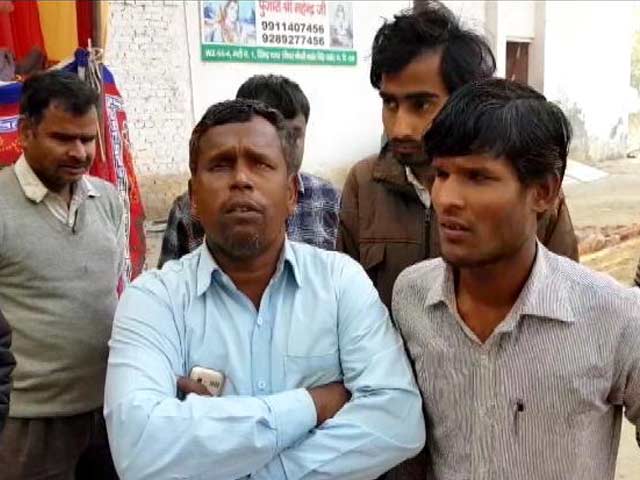 दिल्‍ली : दृष्टिहीनों का आसरा छूटा, डीडीए ने हॉस्टल की इमारत तोड़ी