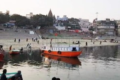 सर्दियों में गंगा का गर्मियों जैसा हाल, दावे और वादों से नहीं बदली दशा सर्दियों में गंगा का गर्मियों जैसा हाल, दावे और वादों से नहीं बदली दशा