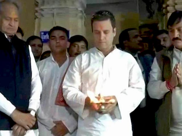 Video : With Prayers At Somnath Temple, Rahul Gandhi Starts Gujarat Poll Outcome Review