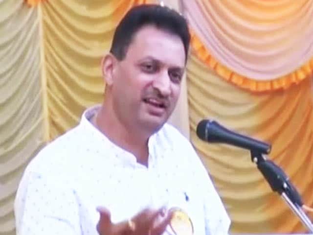 Video : "We're Here To Change Constitution:" Union Minister In New Controversy