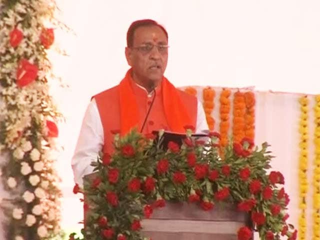 Video : Vijay Rupani Takes Oath As Chief Minister In Massive BJP Show Of Strength