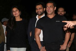 Watch! Katrina Kaif With Salman Khan On His 52nd Birthday Watch! Katrina Kaif With Salman Khan On His 52nd Birthday