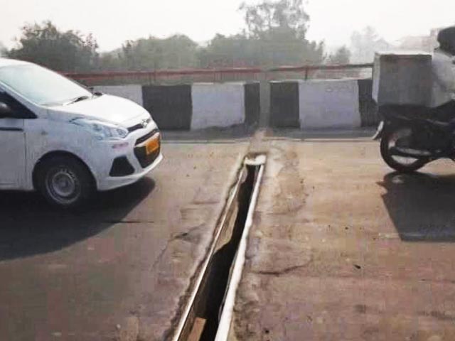 Nearly A Foot-Long Gap On The Busy Lajpat Nagar Flyover In Delhi