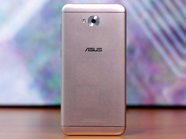 Asus ZenFone 4 Selfie (ZB553KL) Review: Camera, Specs, Features, and More