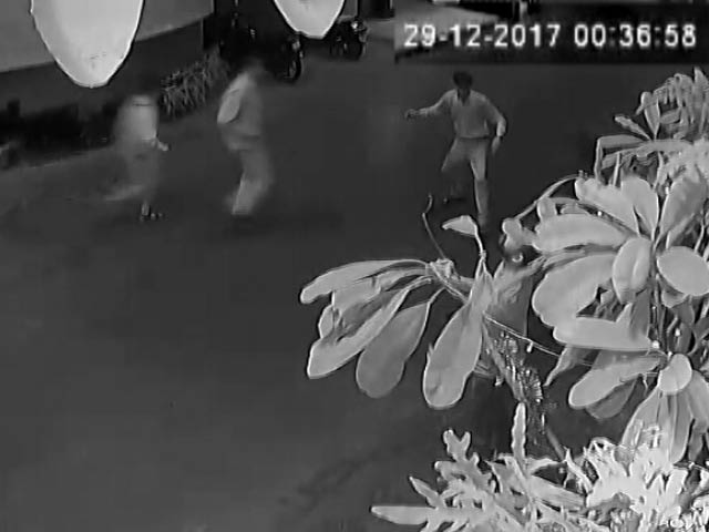 नेशनल रिपोर्टर : कमला मिल्स कंपाउंड हादसे की CCTV फुटेज आई सामने