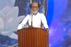 राजनीति में रजनीकांत ने रखा कदम राजनीति में रजनीकांत ने रखा कदम