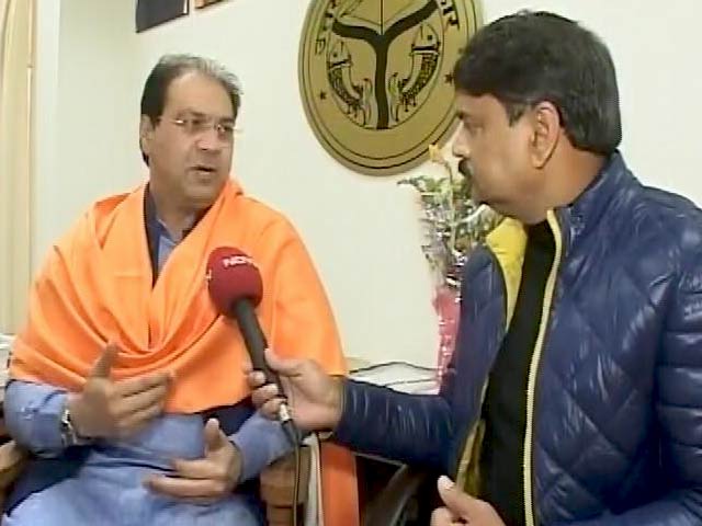 यूपी के मदरसों में छुट्टियों के कैलेंडर पर विवाद