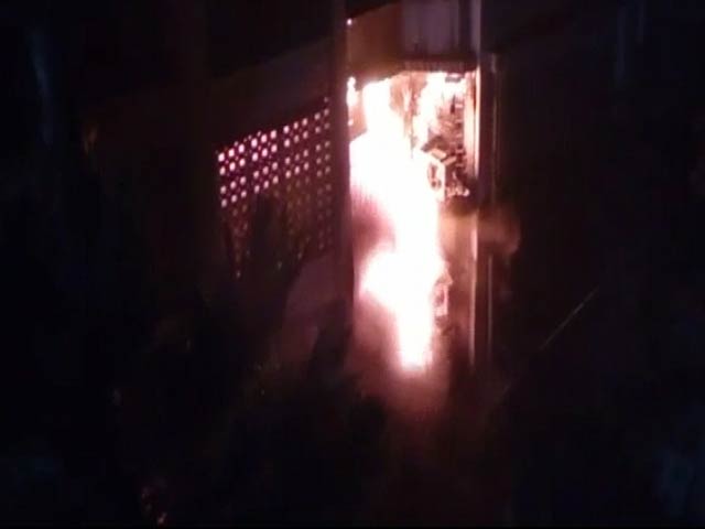 Videos : टॉप न्‍यूज @ 8 बजे: मुंबई के मरोल में इमारत में आग, चार की मौत