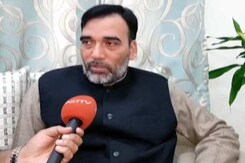 कुमार विश्वास ने की थी केजरीवाल सरकार गिराने की साजिश : गोपाल राय कुमार विश्वास ने की थी केजरीवाल सरकार गिराने की साजिश : गोपाल राय