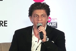 Watch Out, I Will Always Be On Time From Now On! Warns Shah Rukh Khan Watch Out, I Will Always Be On Time From Now On! Warns Shah Rukh Khan