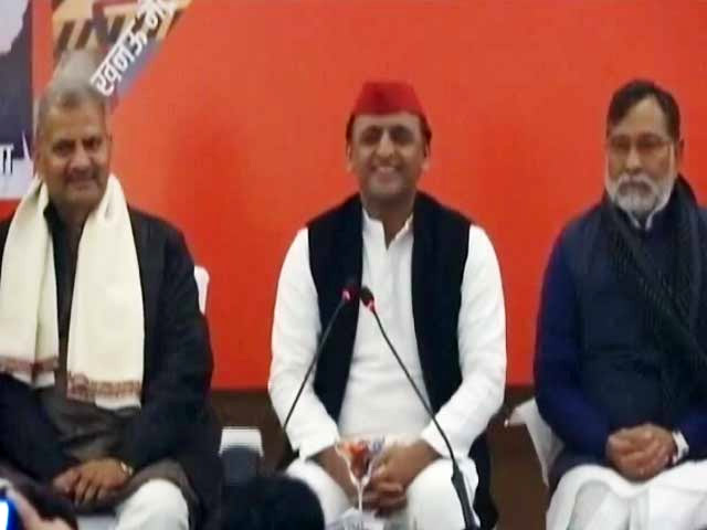 अखिलेश यादव ने सीएम योगी आदित्यनाथ पर कसा तंज