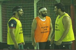 Bend It Like Ranbir Kapoor & Varun Dhawan Bend It Like Ranbir Kapoor & Varun Dhawan
