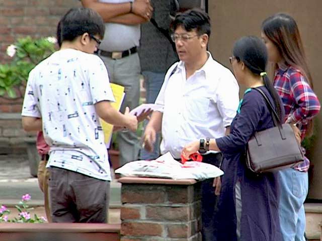 डीयू के कॉलेजों में पैसों की कमी, कर्मचारियों को नहीं मिला वेतन