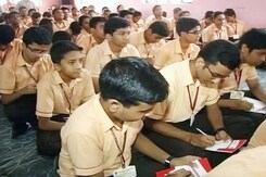 केंद्रीय विद्यालयों में हिंदी में प्रार्थना क्या हिंदू धर्म का प्रचार है? केंद्रीय विद्यालयों में हिंदी में प्रार्थना क्या हिंदू धर्म का प्रचार है?