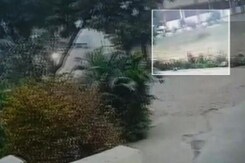 लखनऊ के एक बोर्डिंग स्कूल में घुसा तेंदुआ, 60 बच्चे थे मौजूद लखनऊ के एक बोर्डिंग स्कूल में घुसा तेंदुआ, 60 बच्चे थे मौजूद