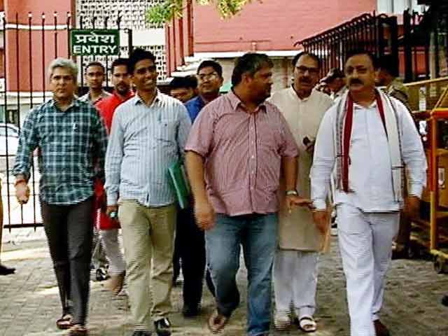 लाभ का पद : चुनाव आयोग ने 'आप' के 20 विधायकों को किया अयोग्य घोषित