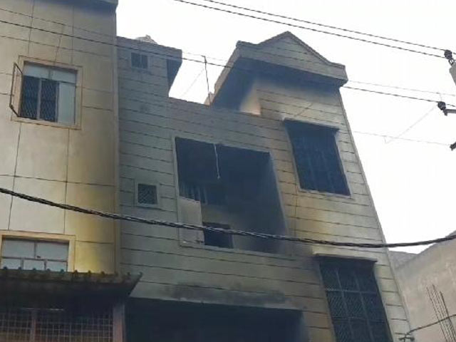 बवाना फैक्ट्री आग : भयावाह था वह मंजर, तीनों फ्लोर में लगी थी आग