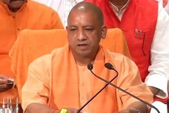 कानून व्यवस्था पर योगी कटघरे में कानून व्यवस्था पर योगी कटघरे में