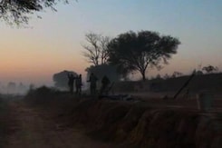 12 Die In Last 5 Days; 40, 000 Flee Homes To Escape Pakistan Firing 12 Die In Last 5 Days; 40, 000 Flee Homes To Escape Pakistan Firing