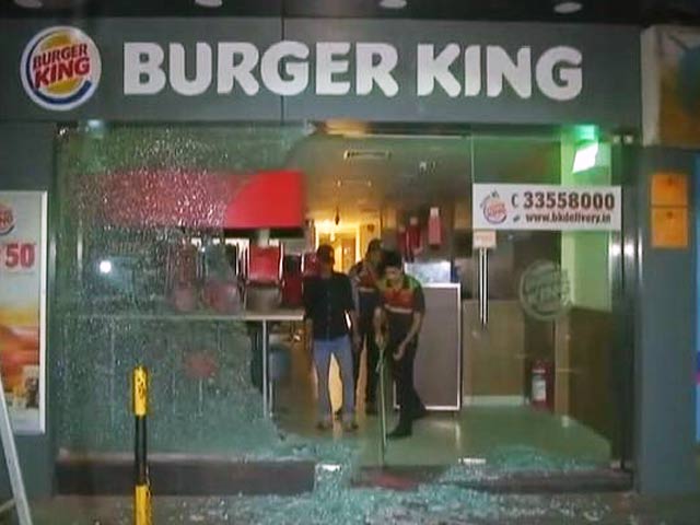 सुप्रीम कोर्ट के आदेश के बाद भी पद्मावत का विरोध जारी