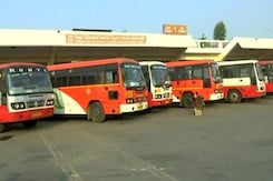 Common Man Suffers As Karnataka Observes 12-Hour Bandh Common Man Suffers As Karnataka Observes 12-Hour Bandh